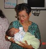 Abuela Leija con Ian